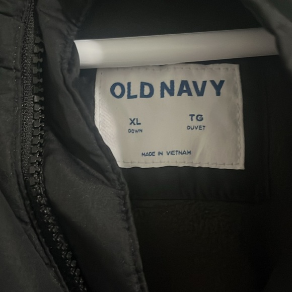 Black Puffer Jacket, Old Navy, Size XL, unused, smoke free home - Picture 2 of 2
